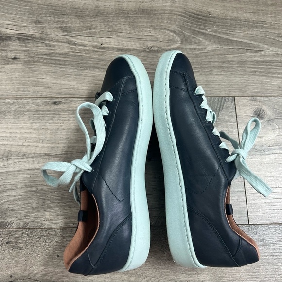 EUC Vionic Womens Mahoney Mable Oxford- Navy, Size 8.5 - Picture 3 of 12